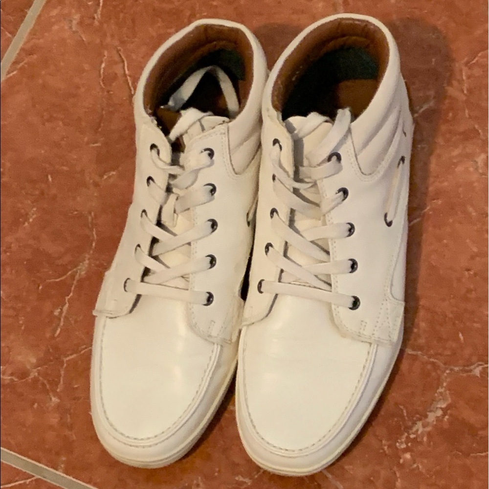 White aldo shoes size:9